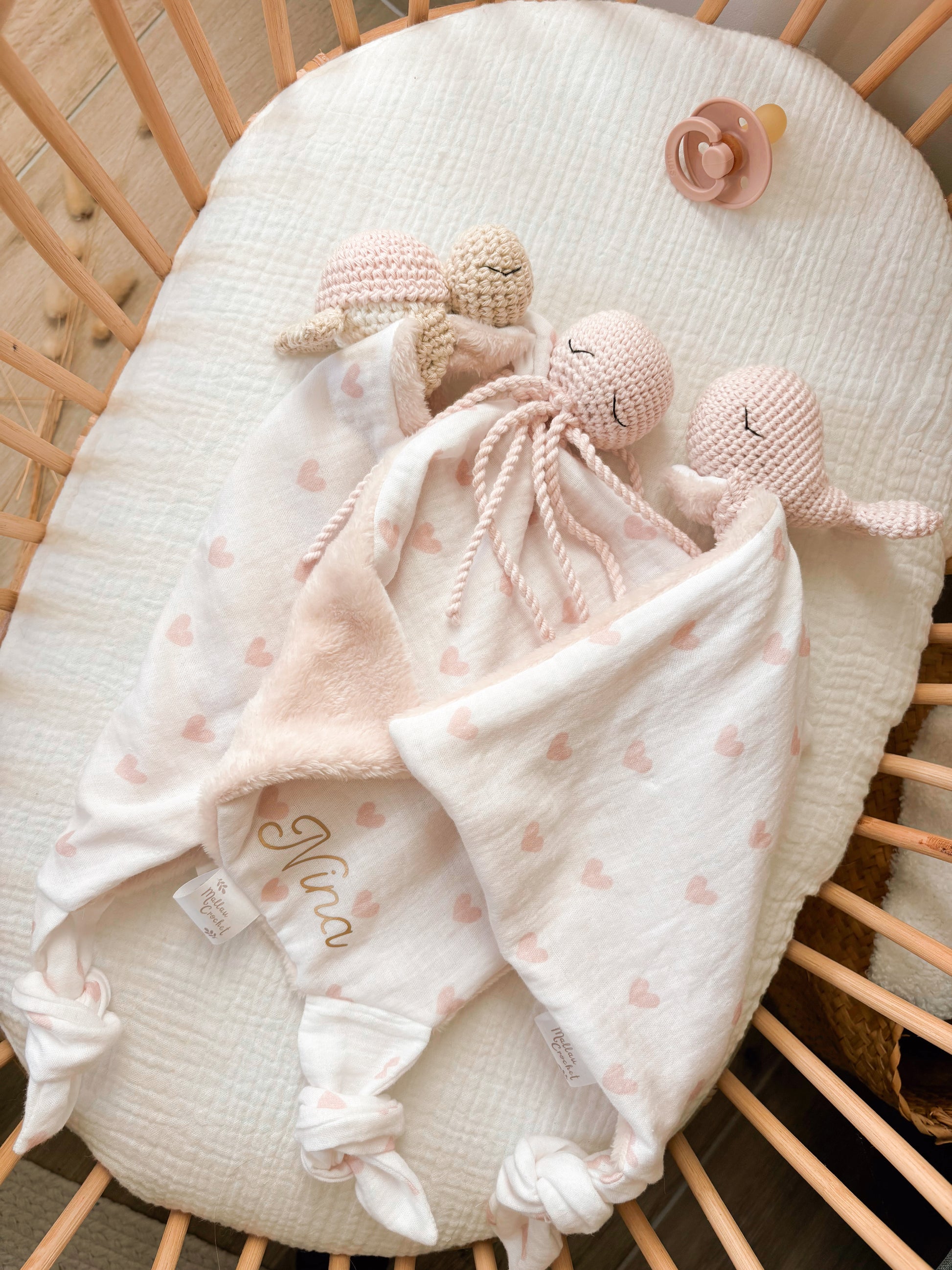 doudou fille baleine